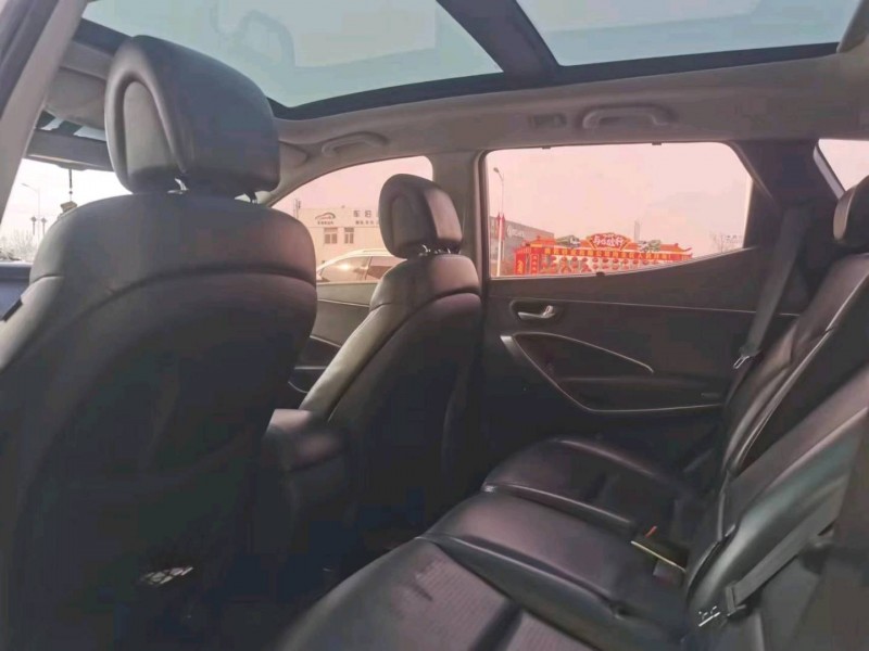 保定13年现代新胜达7