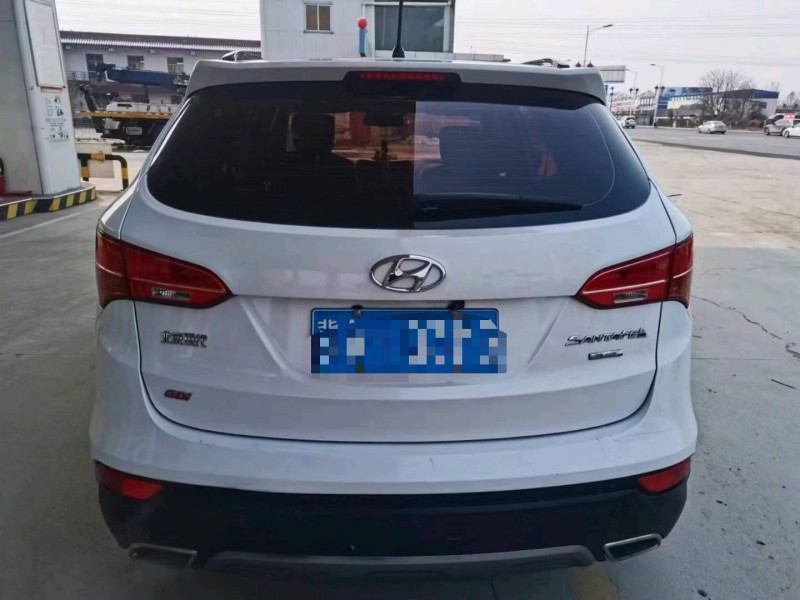 保定13年现代新胜达8