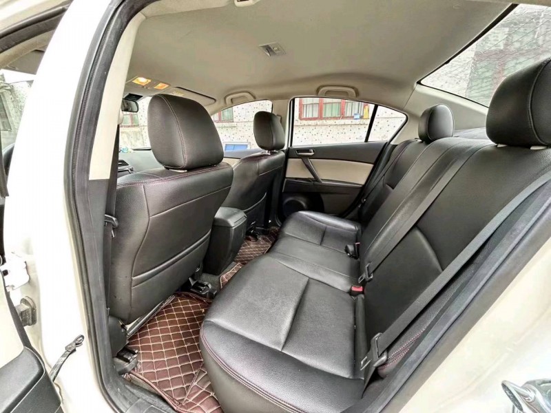 湖州16年馬自達3星騁7