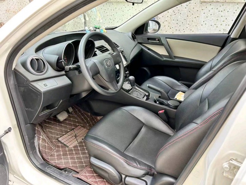 湖州16年馬自達3星騁8