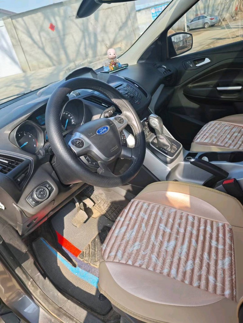 保定13年福特翼虎7