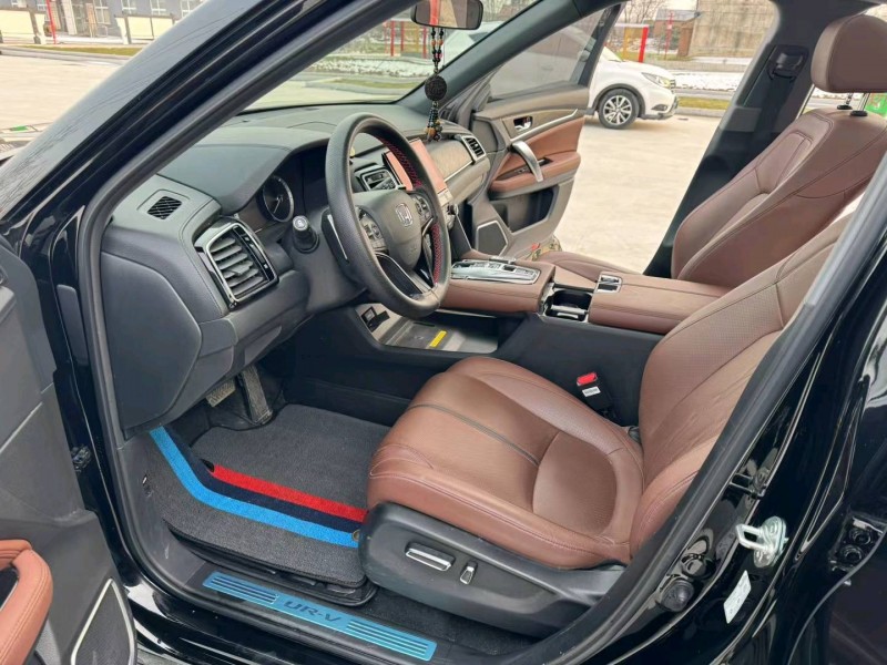 徐州23年本田URV4