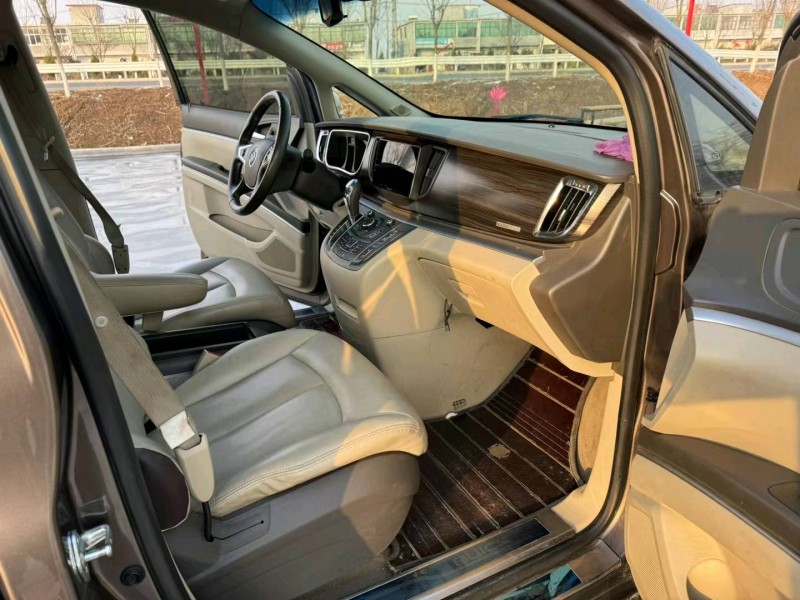 徐州12年别克GL85