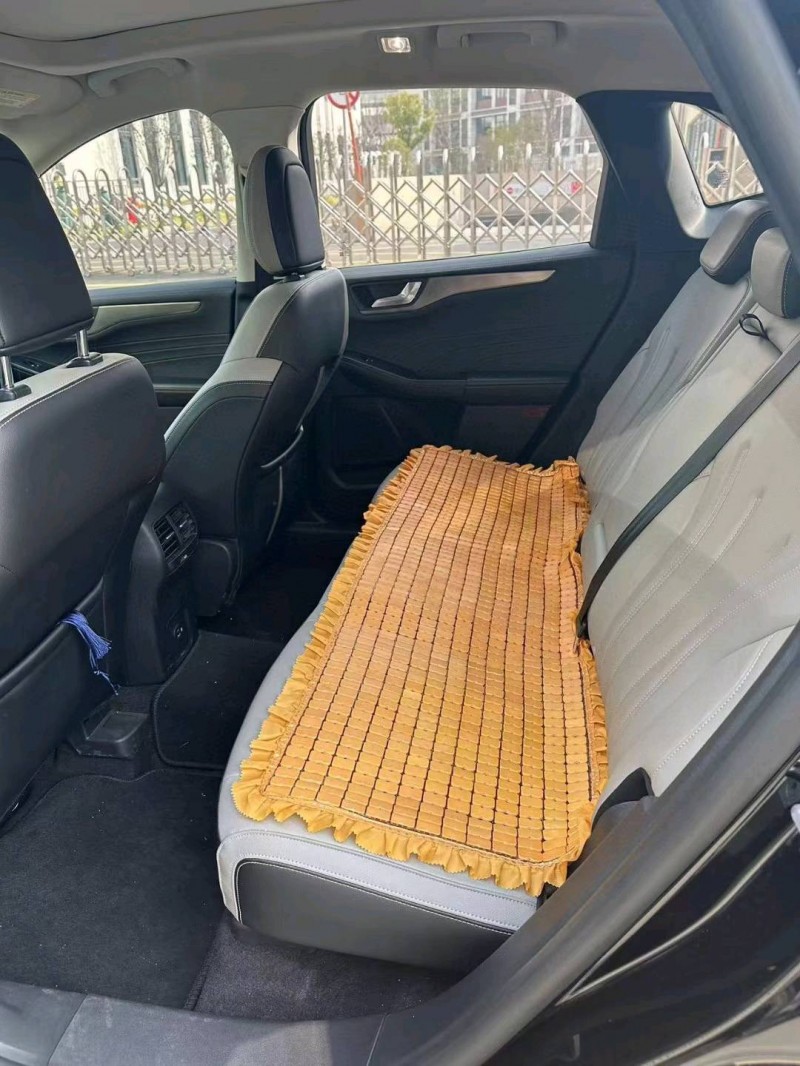 苏州22年福特锐际5