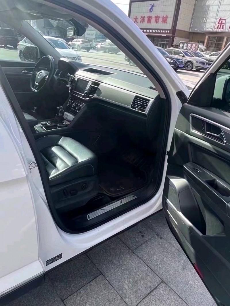 保定18年大众途昂6