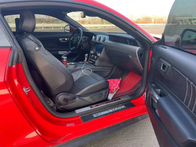 邢台21年福特野马2