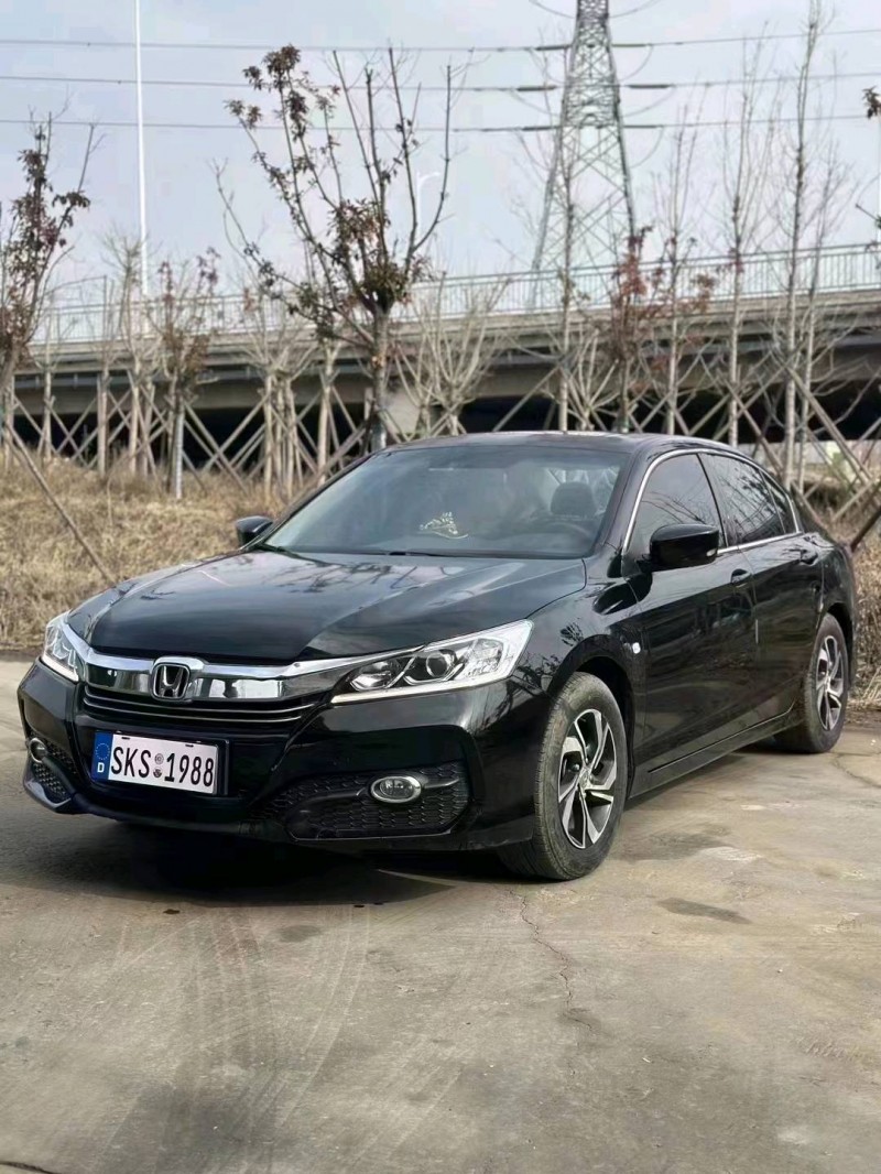 枣庄18年本田雅阁2