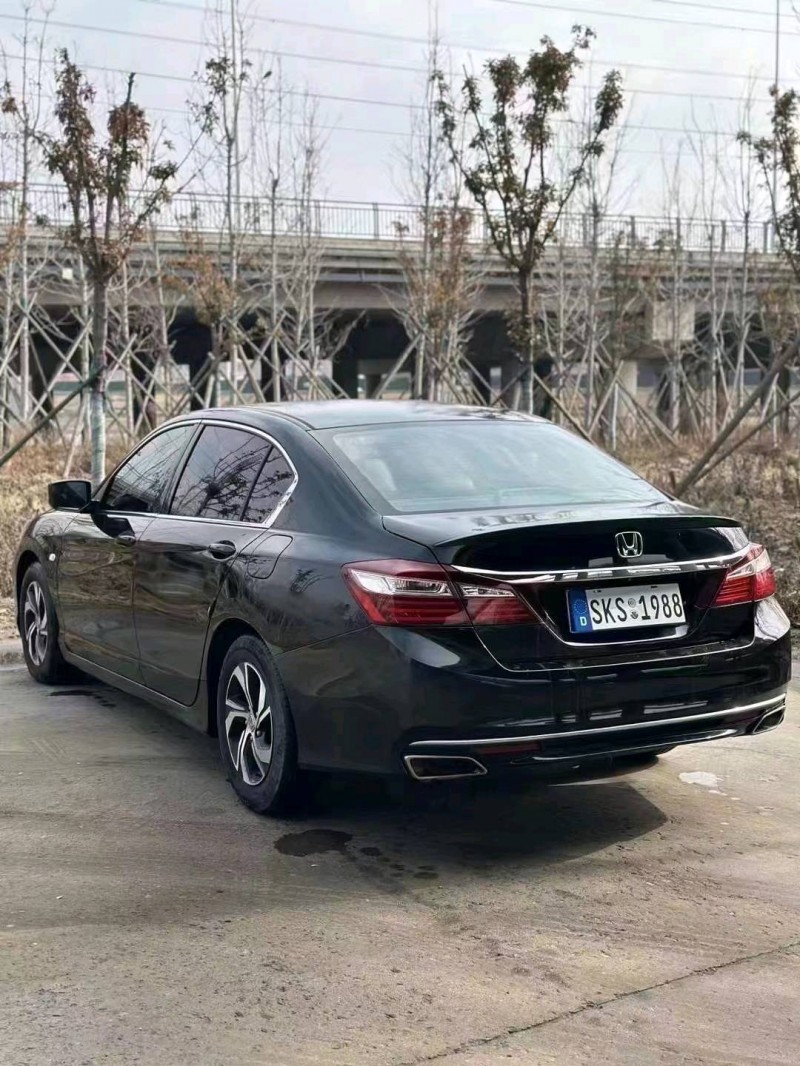 枣庄18年本田雅阁5