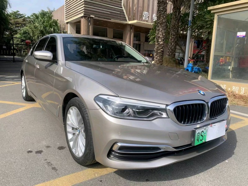 佛山19年宝马5系3