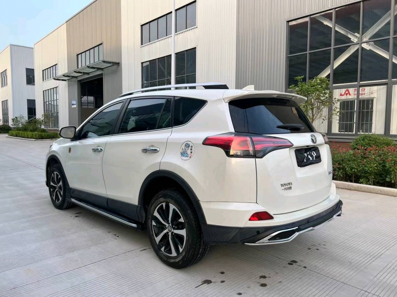 徐州18年丰田RAV4荣放7