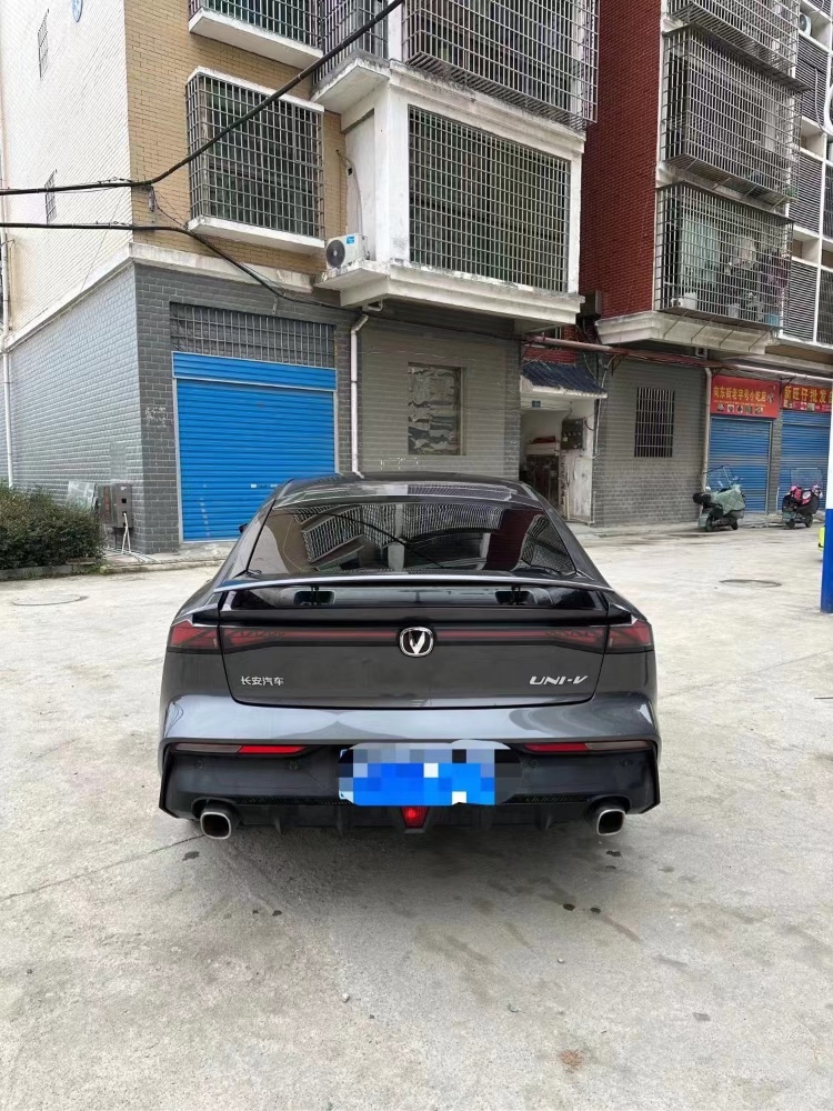 婁底23年長安汽車UNI-V6