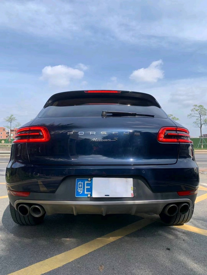 佛山15年保时捷Macan9