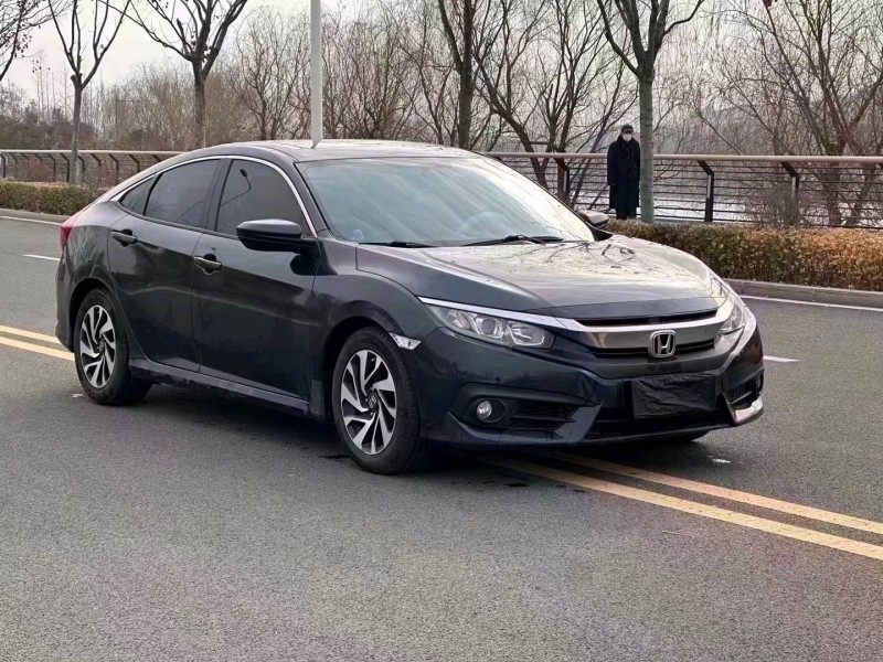 东营19年本田思域2