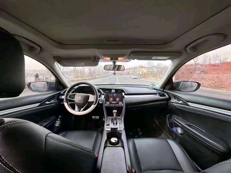 东营19年本田思域6