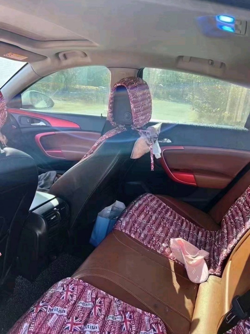 枣庄15年别克君威5