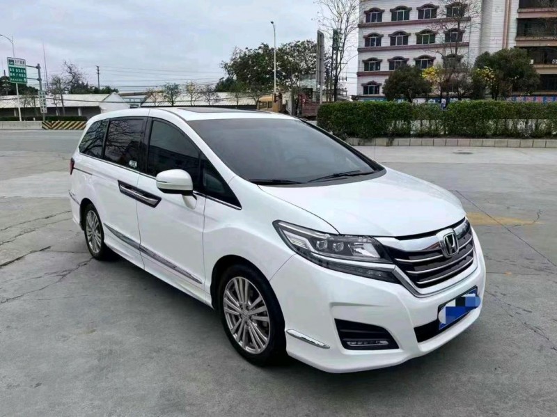 邯郸19年本田艾力绅2