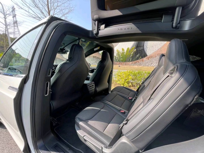 珠海18年特斯拉MODEL X6
