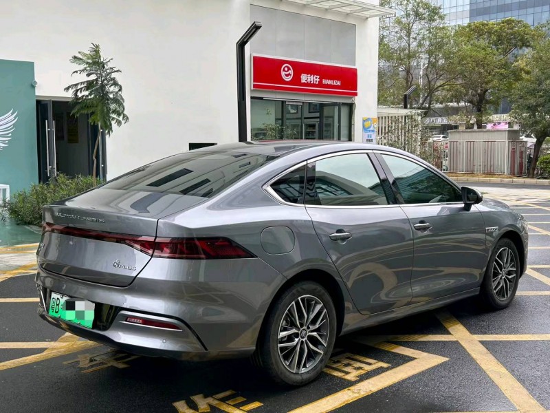 珠海23年比亚迪秦4