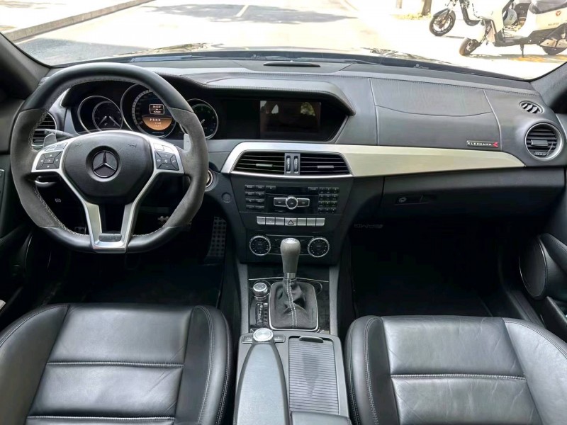 汕头14年奔驰AMG6