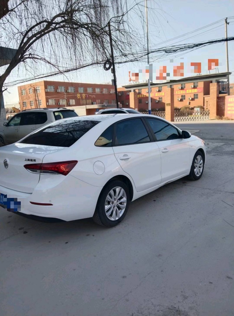 保定21年别克英朗8