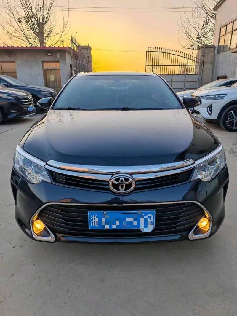 保定17年丰田凯美瑞1