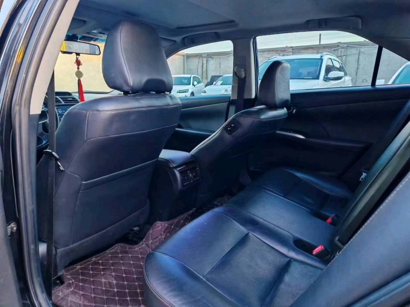 保定17年丰田凯美瑞7