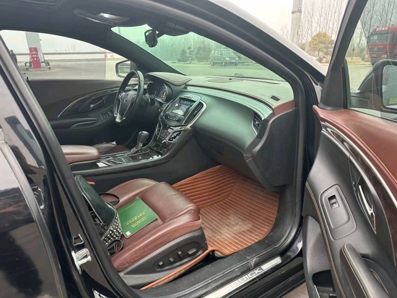 沧州15年别克君越4