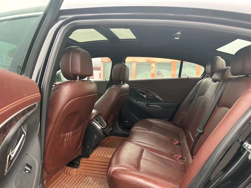 沧州15年别克君越5