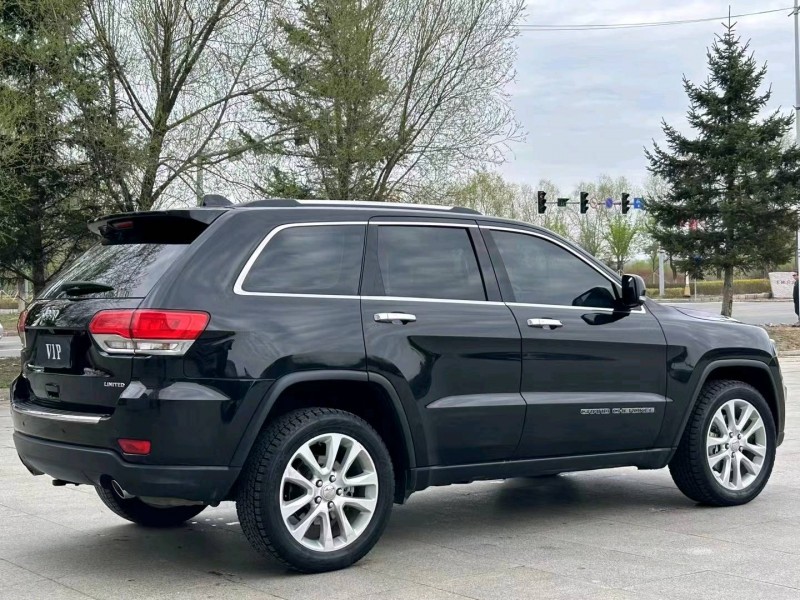 吉林18年Jeep大切諾基5