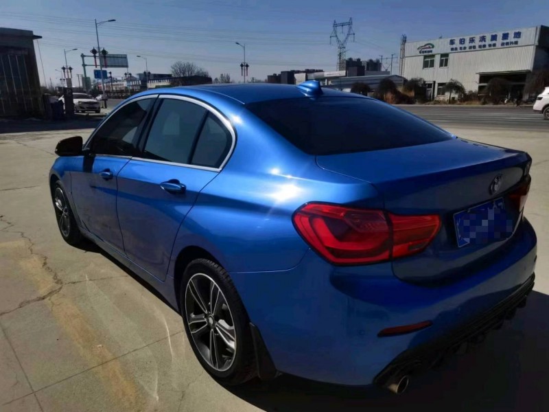 保定18年宝马1系4