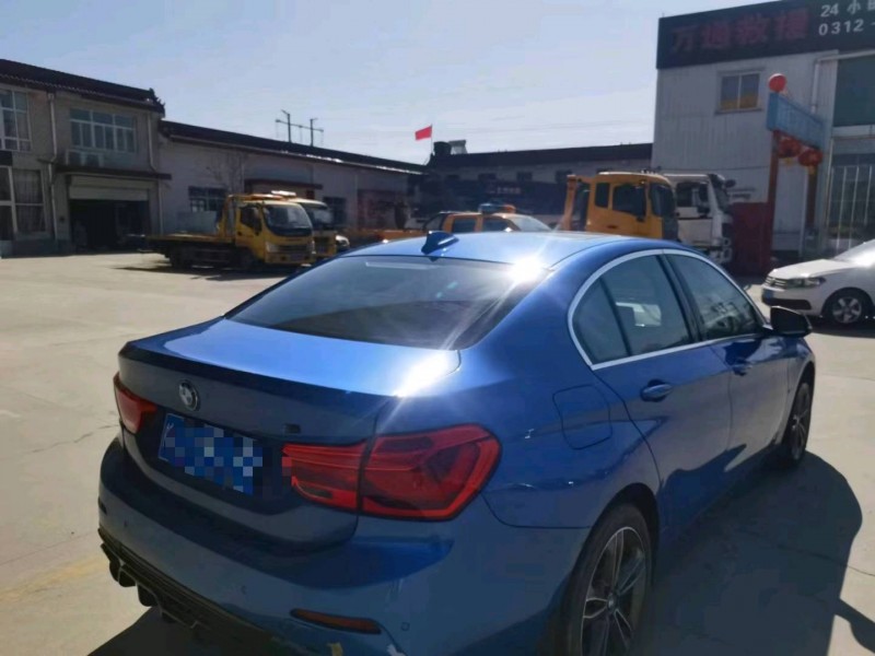 保定18年宝马1系7