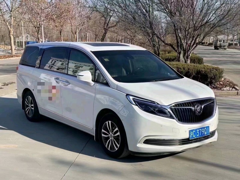 枣庄17年别克GL82