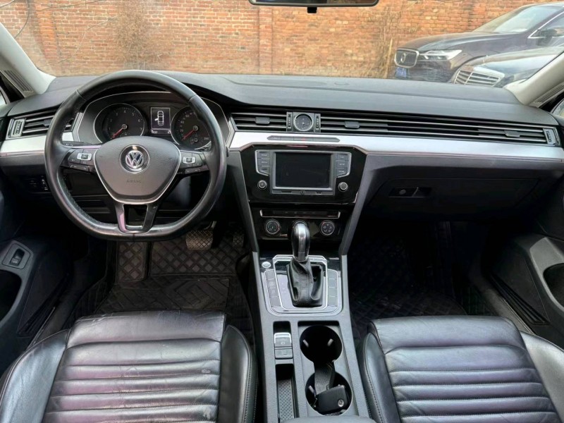 保定17年大众迈腾6