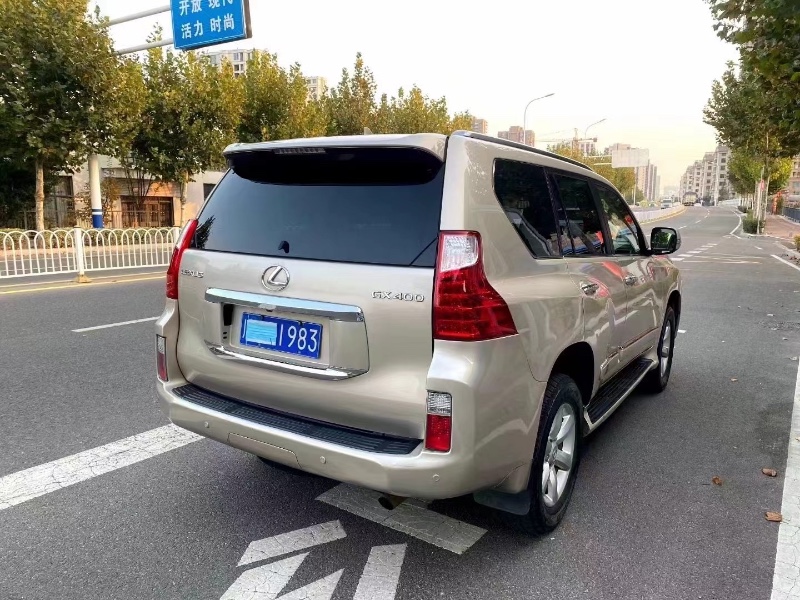 青岛13年雷克萨斯GX7