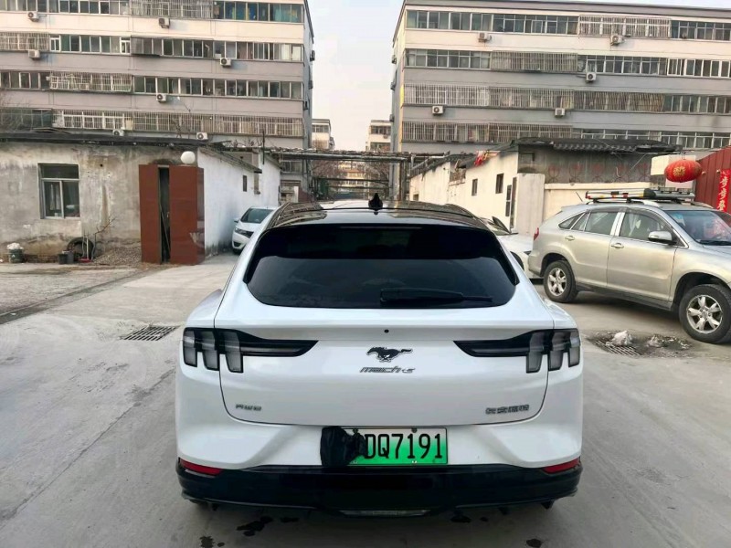 东营22年福特玛斯丹GT6