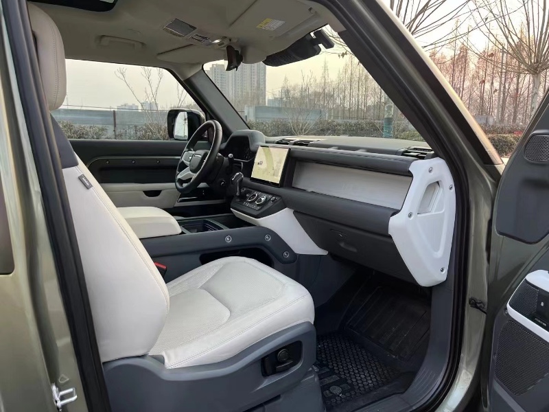 徐州23年路虎卫士6