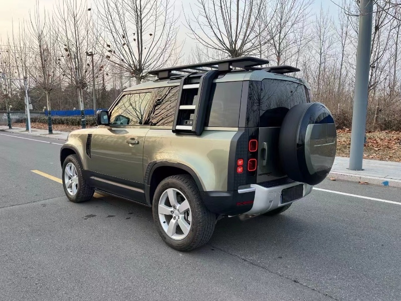 徐州23年路虎卫士8