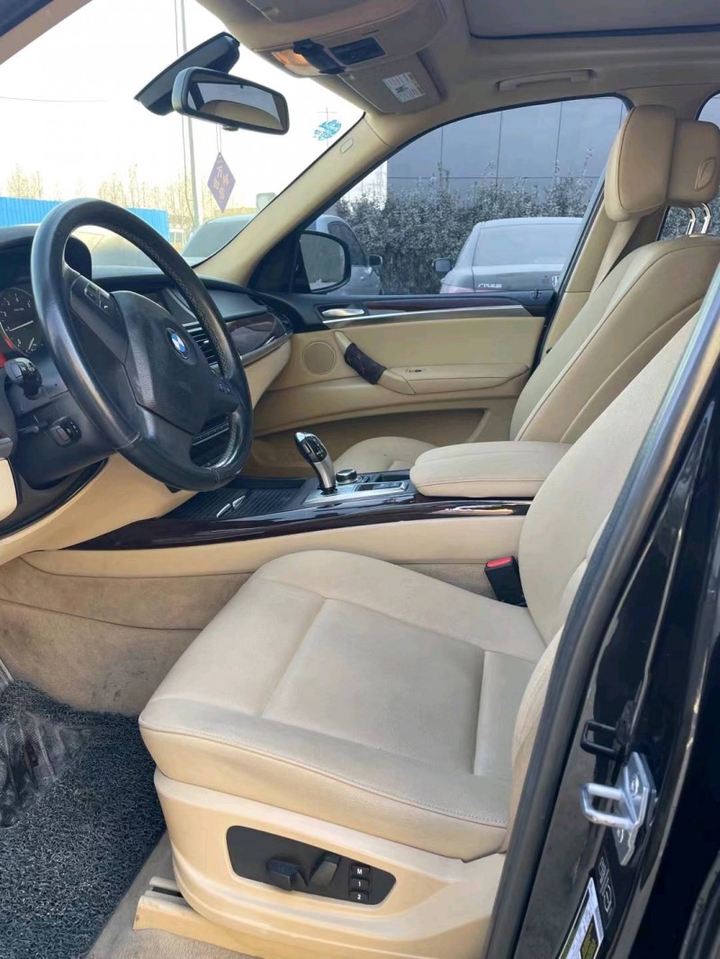 保定14年宝马X58