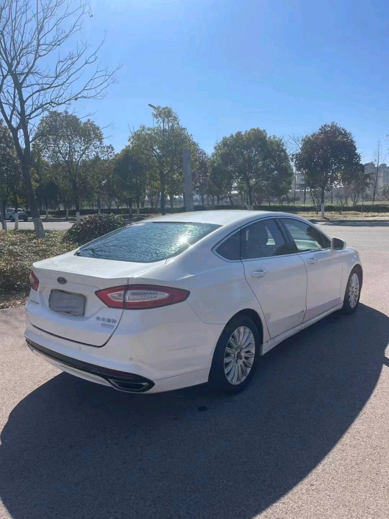 徐州14年福特蒙迪欧8