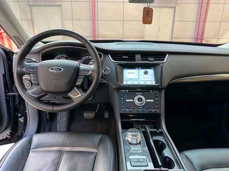 保定17年福特金牛座3