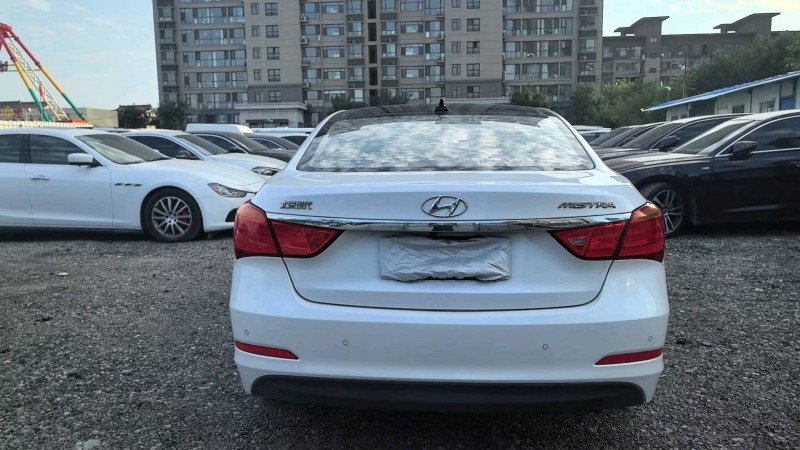 焦作16年现代名图6