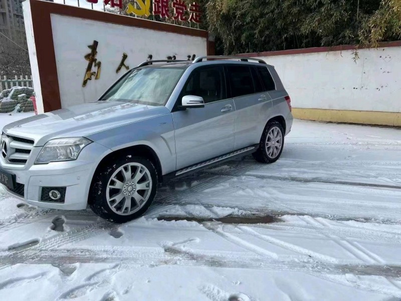 东营13年奔驰GLK3