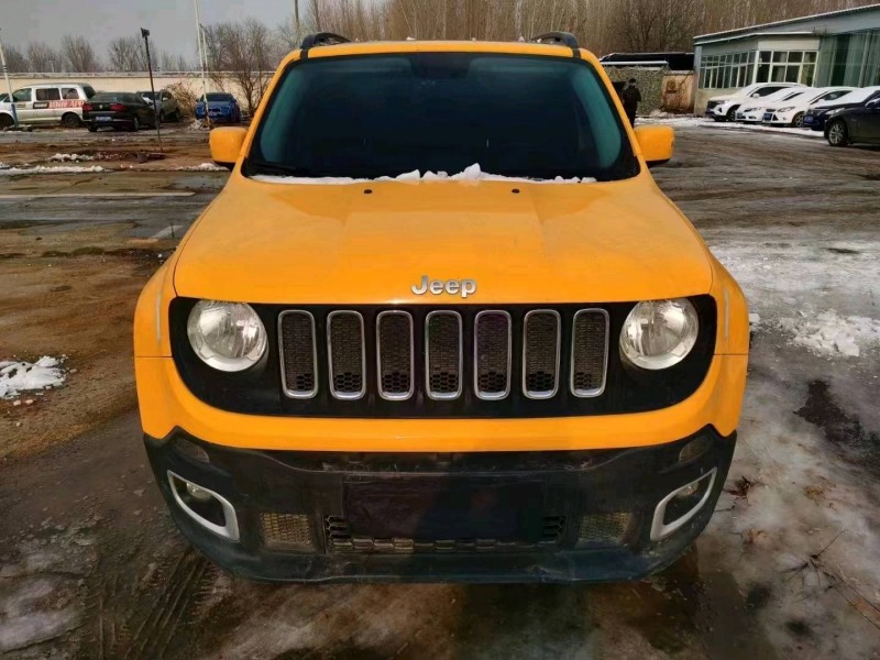 鄭州17年Jeep自由俠1