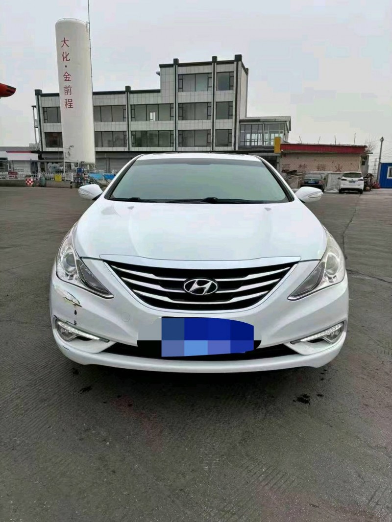 邯郸13年现代索纳塔八1