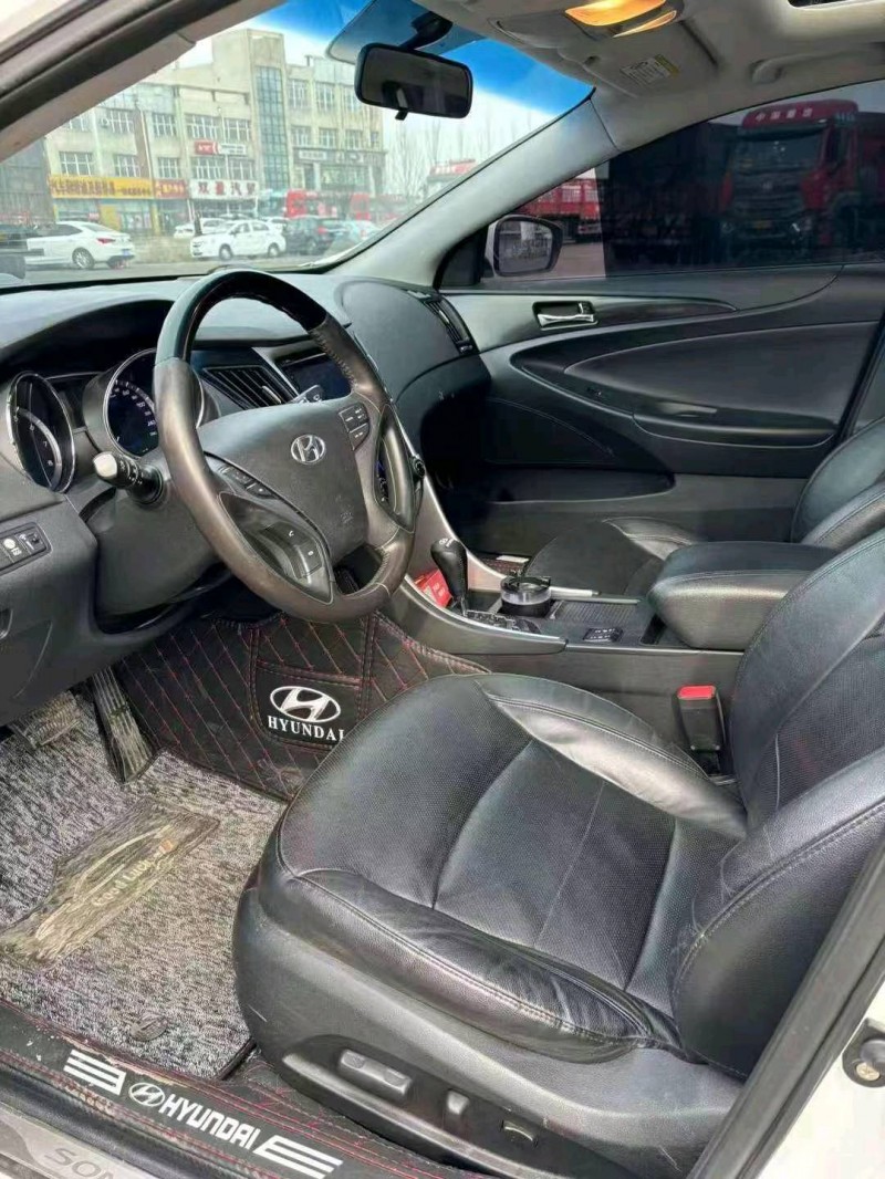 邯郸13年现代索纳塔八7