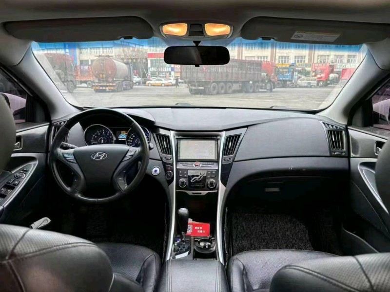 邯郸13年现代索纳塔八9