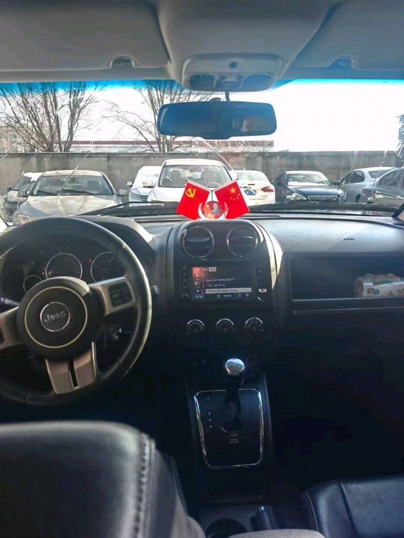 保定13年Jeep指南者5