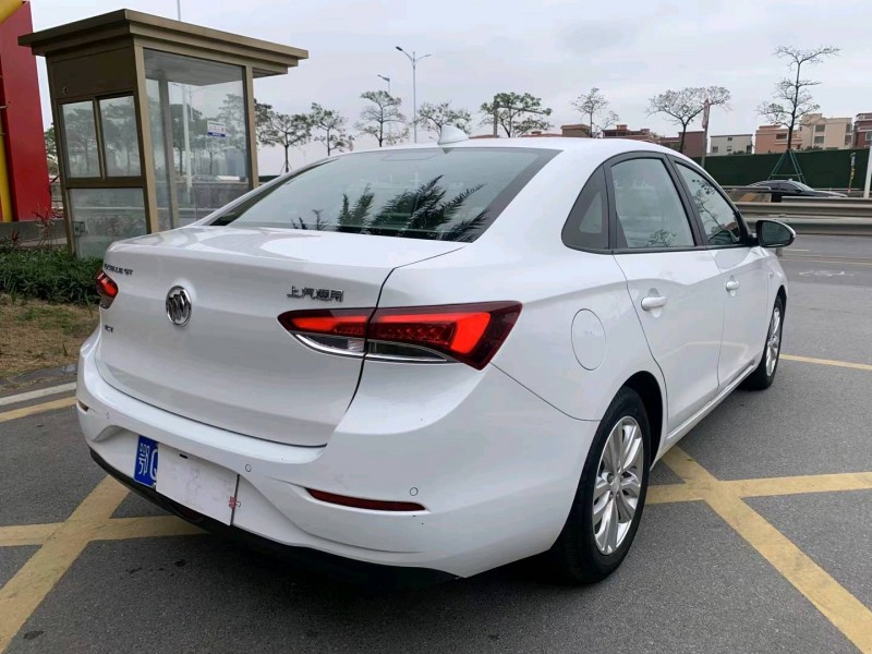 佛山19年别克英朗4