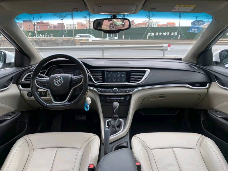 佛山19年别克英朗7