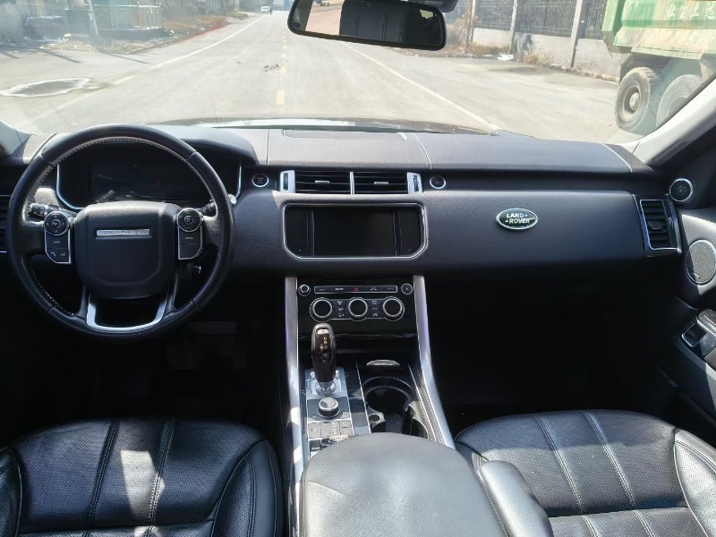 徐州16年路虎揽胜运动8